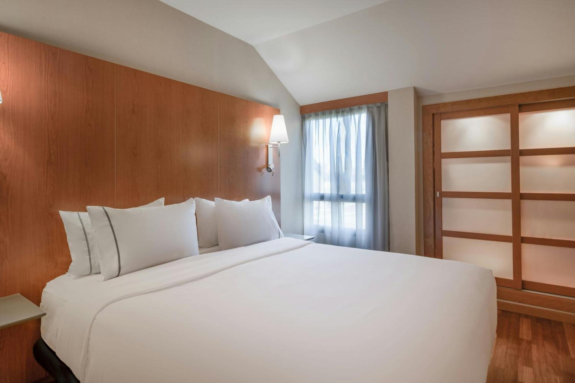 Ac Hotel Palencia By Marriott Ngoại thất bức ảnh