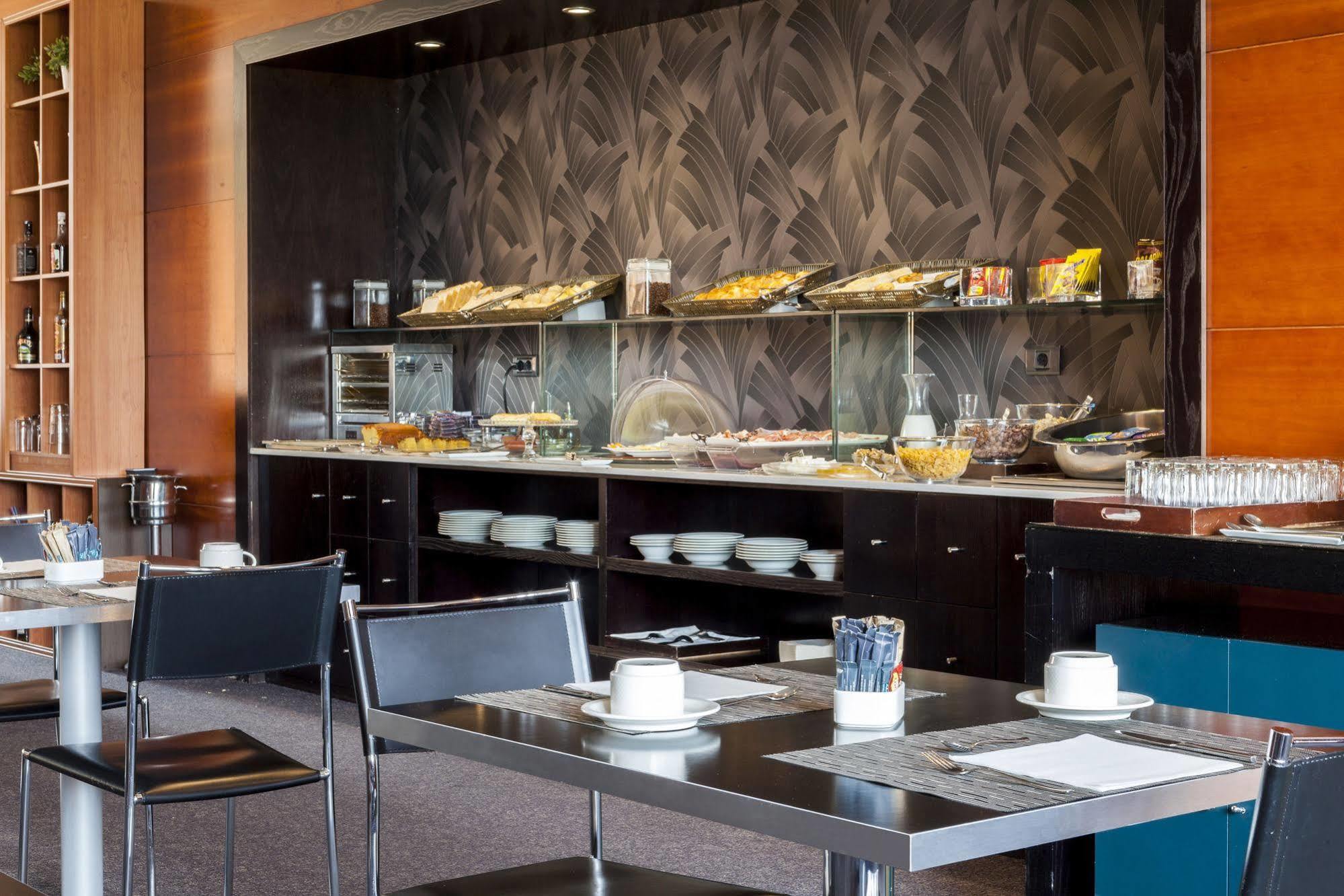 Ac Hotel Palencia By Marriott Ngoại thất bức ảnh